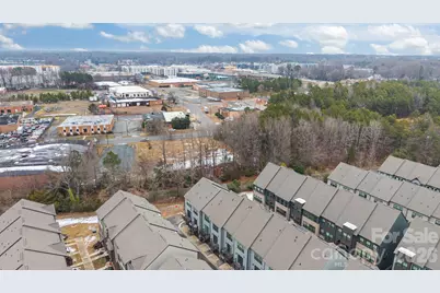 460 Spearfield Lane, Charlotte, NC 28205 - Photo 31