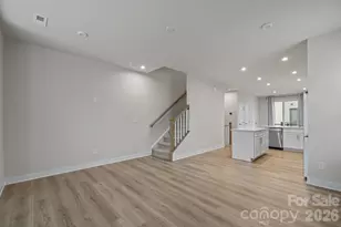 460 Spearfield Ln, Charlotte, NC 28205 - Photo 11