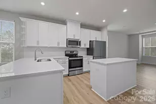 460 Spearfield Ln, Charlotte, NC 28205 - Photo 7