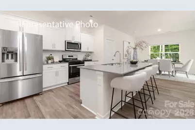 5026 Shallow Brook Drive, Charlotte, NC 28215 - Photo 3