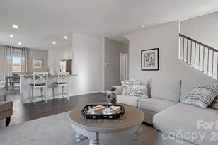 5105 Shallow Brk Dr, Charlotte, NC 28215 - Photo 7