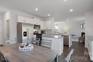 5105 Shallow Brk Dr, Charlotte, NC 28215 - Photo 11