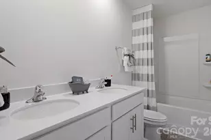 5105 Shallow Brk Dr, Charlotte, NC 28215 - Photo 19