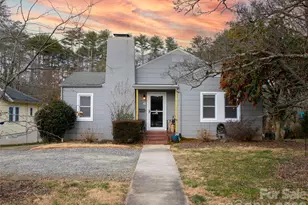 401 Park Ave, Brevard, NC 28712 - Photo 1