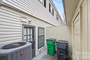 5947 Quail Hollow Rd, Charlotte, NC 28210 - Photo 23