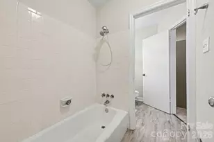 5947 Quail Hollow Rd, Charlotte, NC 28210 - Photo 21