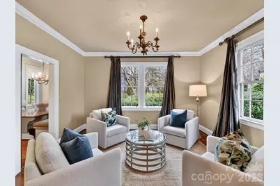 1126 Queens Road W, Charlotte, NC 28207 - Photo 7