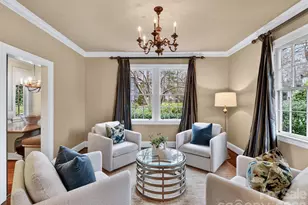 1126 Queens Rd W, Charlotte, NC 28207 - Photo 7