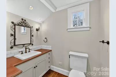 1126 Queens Road W, Charlotte, NC 28207 - Photo 37