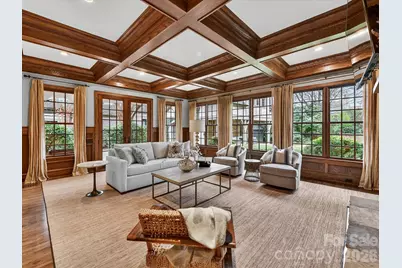 1126 Queens Road W, Charlotte, NC 28207 - Photo 15