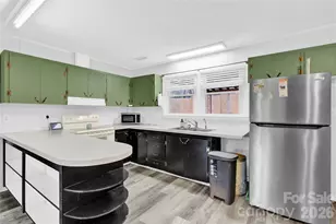 6716 Navajo Trail, Sherrills Ford, NC 28673 - Photo 9