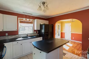 56 Vance Ave, Black Mountain, NC 28711 - Photo 17