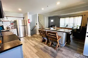 4721 Farm Pond Ln, Charlotte, NC 28212 - Photo 5