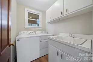 4041 4th St Ct NW, Hickory, NC 28601 - Photo 25