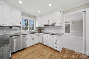 4041 4th St Ct NW, Hickory, NC 28601 - Photo 13