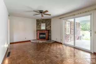 15 Lackey Ln, Asheville, NC 28804 - Photo 21