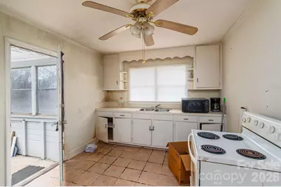 2784 E Nc 27 Highway, Lincolnton, NC 28092 - Photo 17