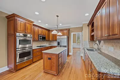 5807 Natoma Road, Lake Wylie, SC 29710 - Photo 13