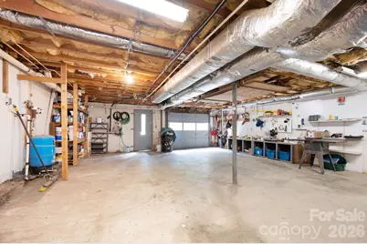 410 Rockwood Drive, Hendersonville, NC 28792 - Photo 27