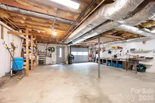 410 Rockwood Dr, Hendersonville, NC 28792 - Photo 27