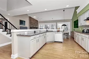 10864 Rogalla Dr, Charlotte, NC 28277 - Photo 9