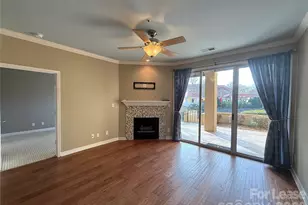 18009 Kings Point Dr, Cornelius, NC 28031 - Photo 17