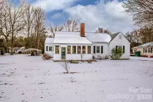 198 Center St, Cooleemee, NC 27014 - Photo 1