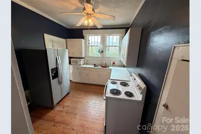 132 W Stewart Avenue, Mooresville, NC 28115 - Photo 11