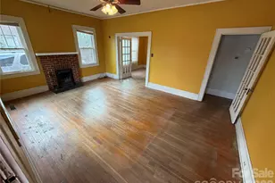 132 W Stewart Ave, Mooresville, NC 28115 - Photo 7