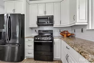 3416 Fairfax Woods Dr, Matthews, NC 28105 - Photo 15