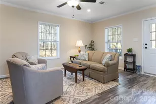 321 Flat Creek Rd, Black Mountain, NC 28711 - Photo 9