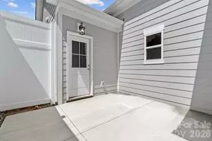 133 Cherry Spgs Ln, Asheville, NC 28804 - Photo 17