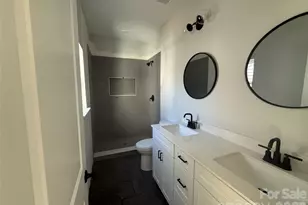 133 Cherry Spgs Ln, Asheville, NC 28804 - Photo 9