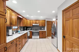 581 Hubbard Holw Rd, Rosman, NC 28772 - Photo 19