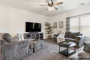 329 Crandon Rd, Mount Holly, NC 28120 - Photo 5