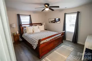 2116 Eastway Dr, Charlotte, NC 28205 - Photo 9