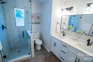 2116 Eastway Dr, Charlotte, NC 28205 - Photo 11