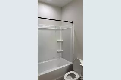 4815 Victoria Avenue, Charlotte, NC 28269 - Photo 11