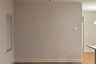 4815 Victoria Ave, Charlotte, NC 28269 - Photo 5