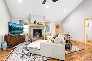 12 Crystal Cove Dr, Hendersonville, NC 28739 - Photo 15