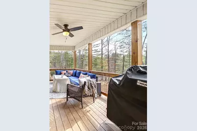 12 Crystal Cove Drive, Hendersonville, NC 28739 - Photo 9