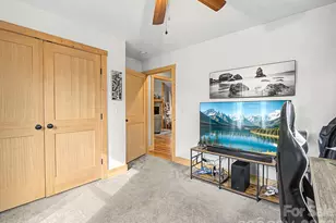 12 Crystal Cove Dr, Hendersonville, NC 28739 - Photo 29