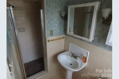 7636 Michael Drive, Charlotte, NC 28215 - Photo 15