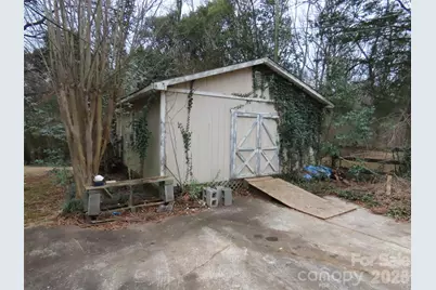 7636 Michael Drive, Charlotte, NC 28215 - Photo 5