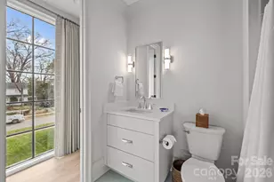 1344 Biltmore Dr, Charlotte, NC 28207 - Photo 29