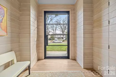 1344 Biltmore Drive, Charlotte, NC 28207 - Photo 3