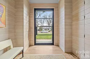 1344 Biltmore Dr, Charlotte, NC 28207 - Photo 3