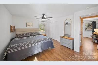 345 Kingswood Drive, Hendersonville, NC 28792 - Photo 11