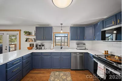 345 Kingswood Drive, Hendersonville, NC 28792 - Photo 7