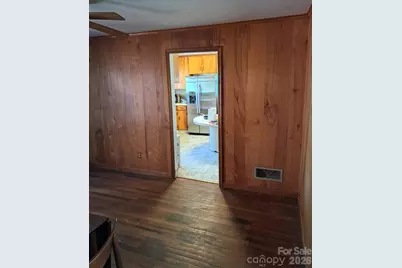 3218 Driftwood Drive, Charlotte, NC 28205 - Photo 9